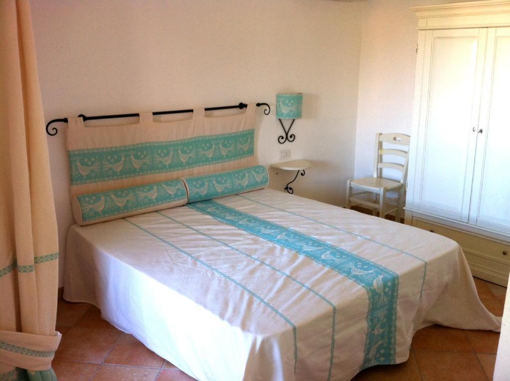 Sardinia Beach Apartments Aglientu Bilik gambar