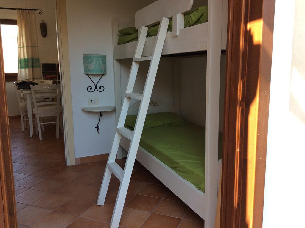 Sardinia Beach Apartments Aglientu Luaran gambar