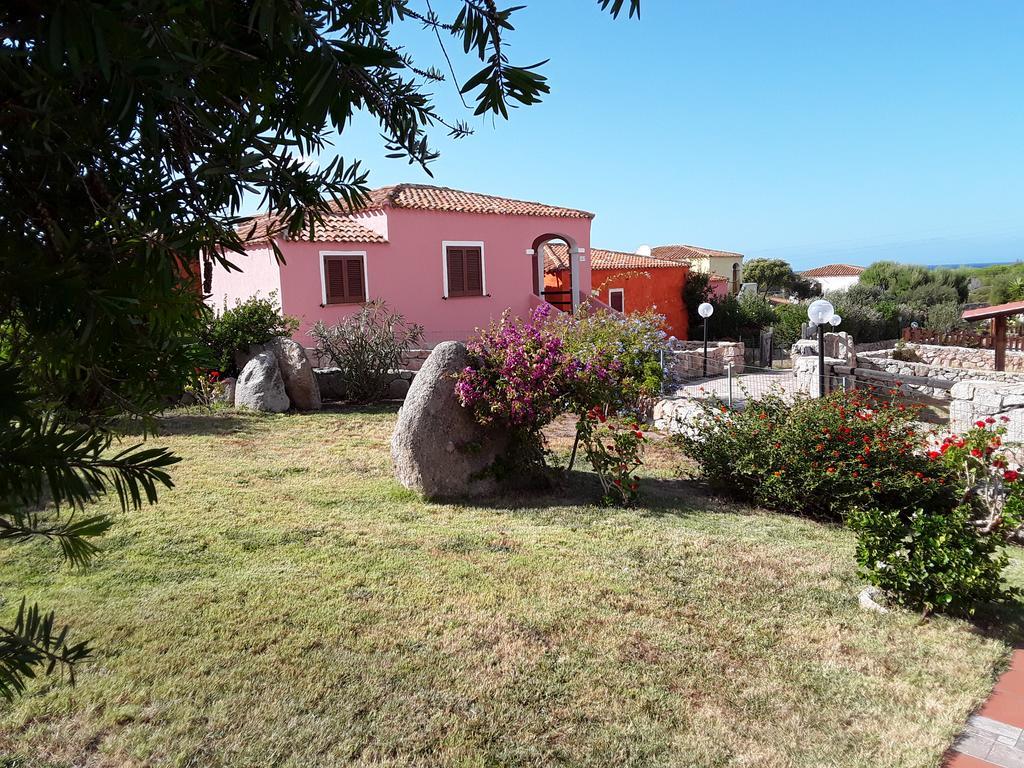 Sardinia Beach Apartments Aglientu Luaran gambar