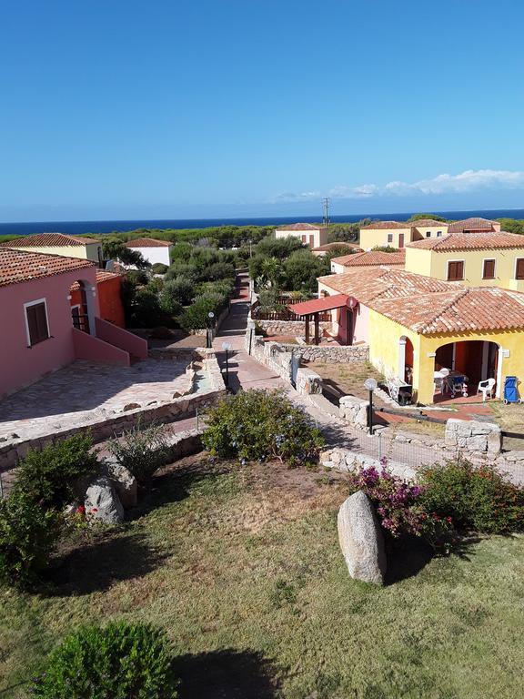 Sardinia Beach Apartments Aglientu Luaran gambar