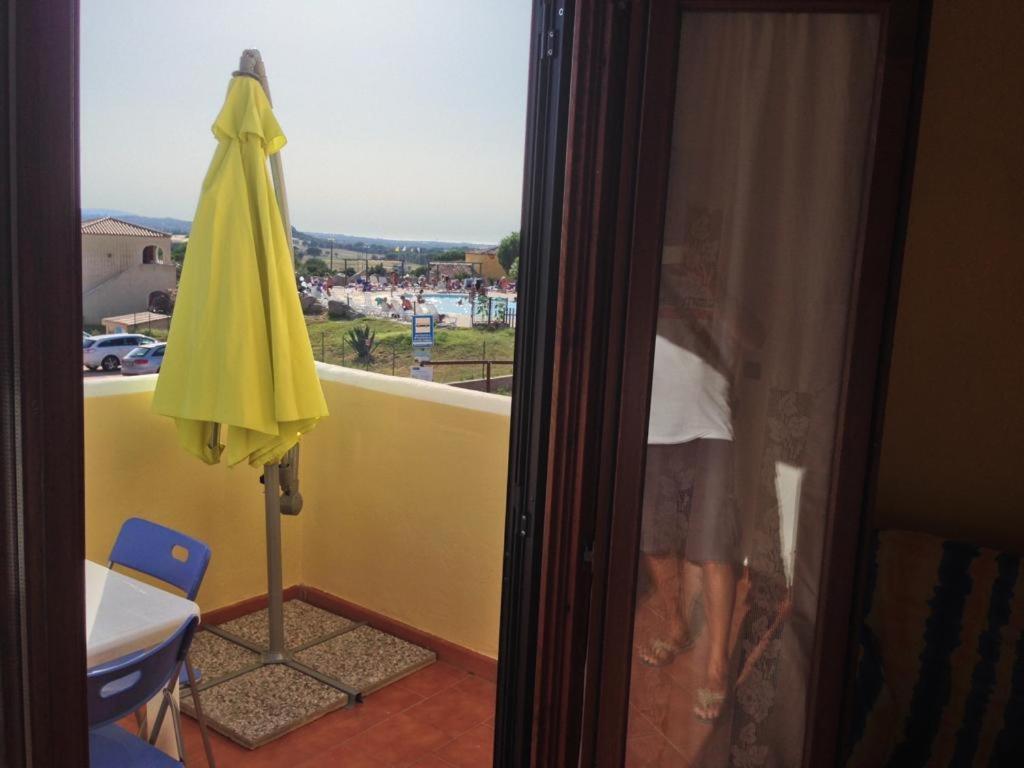 Sardinia Beach Apartments Aglientu Luaran gambar